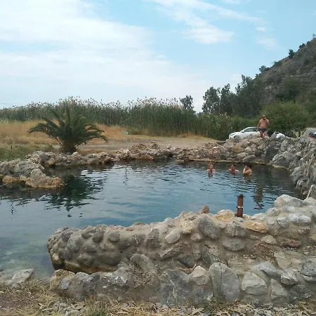 Mare E Monti1 * Kamena Vourla