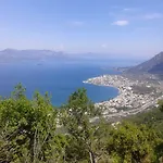 Mare E Monti1 * Kamena Vourla