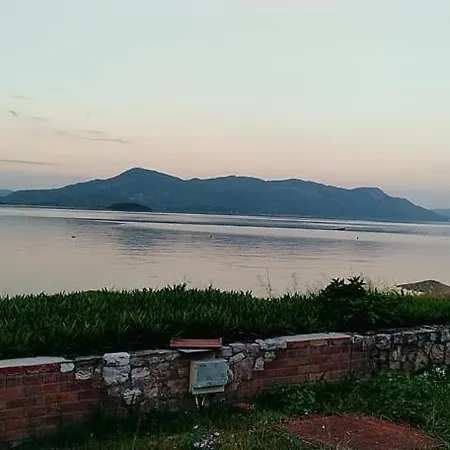 Mare E Monti1 *