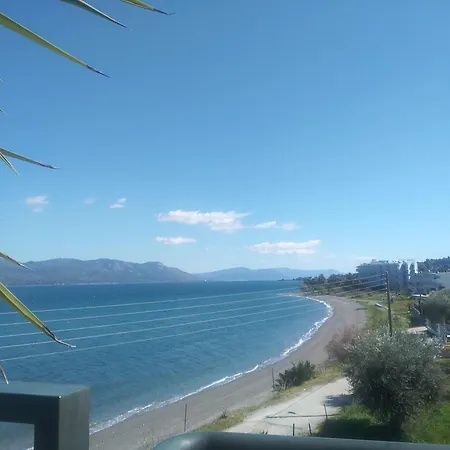 Mare E Monti1 * Kamena Vourla