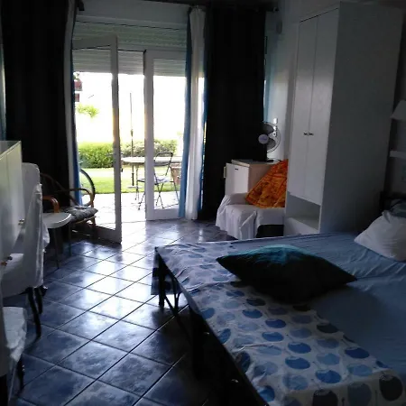Mare E Monti1 Apartment *
