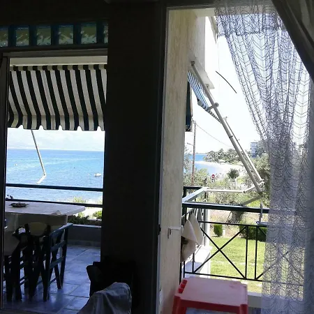 Mare E Monti1 Apartment Kamena Vourla