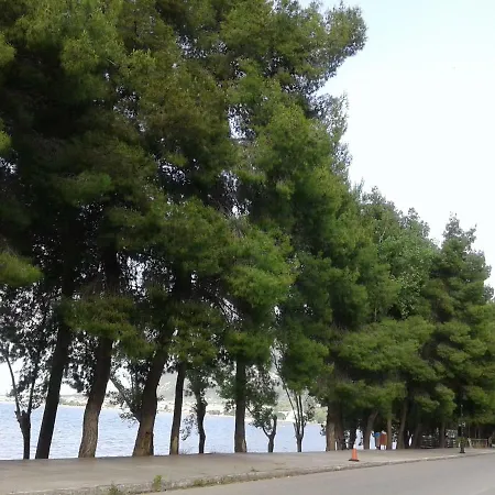 Mare E Monti1 Kamena Vourla