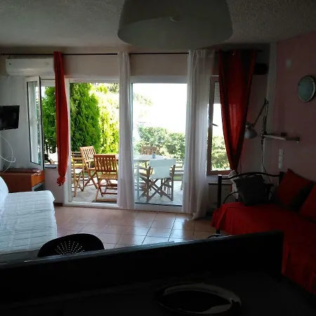 Mare E Monti1 Apartment *